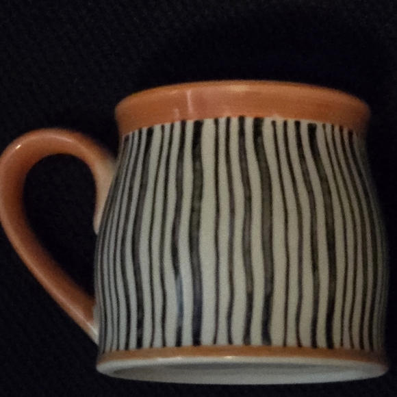 Large Capacity Ceramic Coffee Mug - Picture 2 of 4